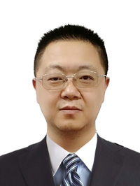馮凱  科主任  中級職稱.jpg
